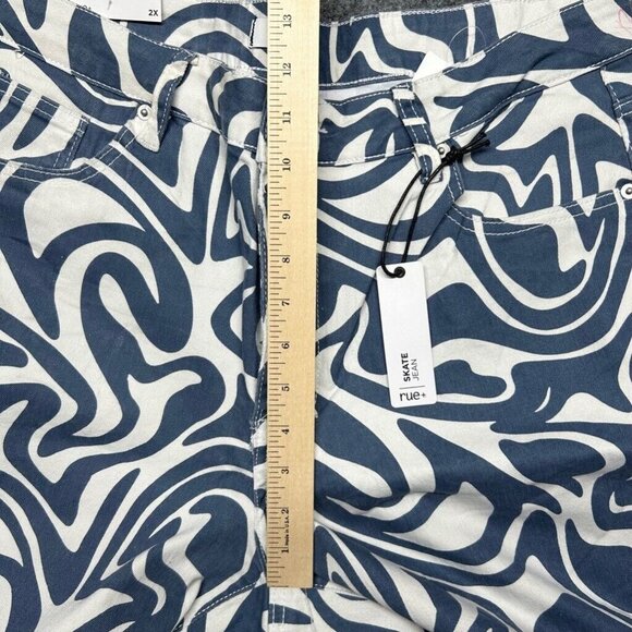 Rue21 Jeans Womens Plus 2X Blue Denim Skate Straight Leg Stretch High Rise New - Picture 11 of 12